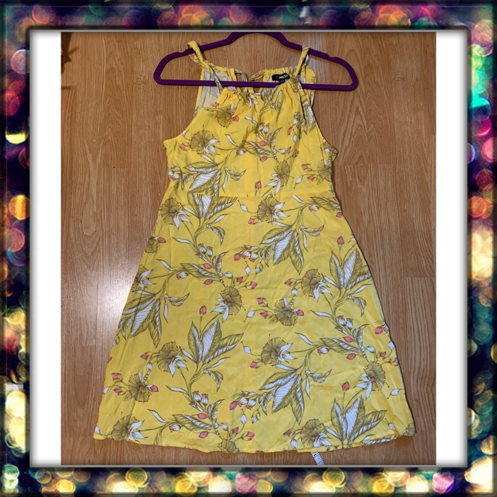 [Express] Yellow floral dress